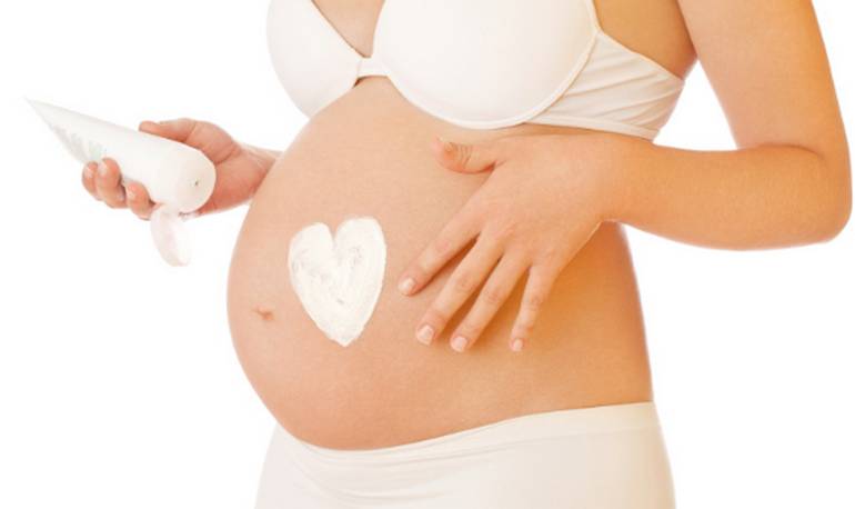 Крем от растяжек во время беременности какой лучше
